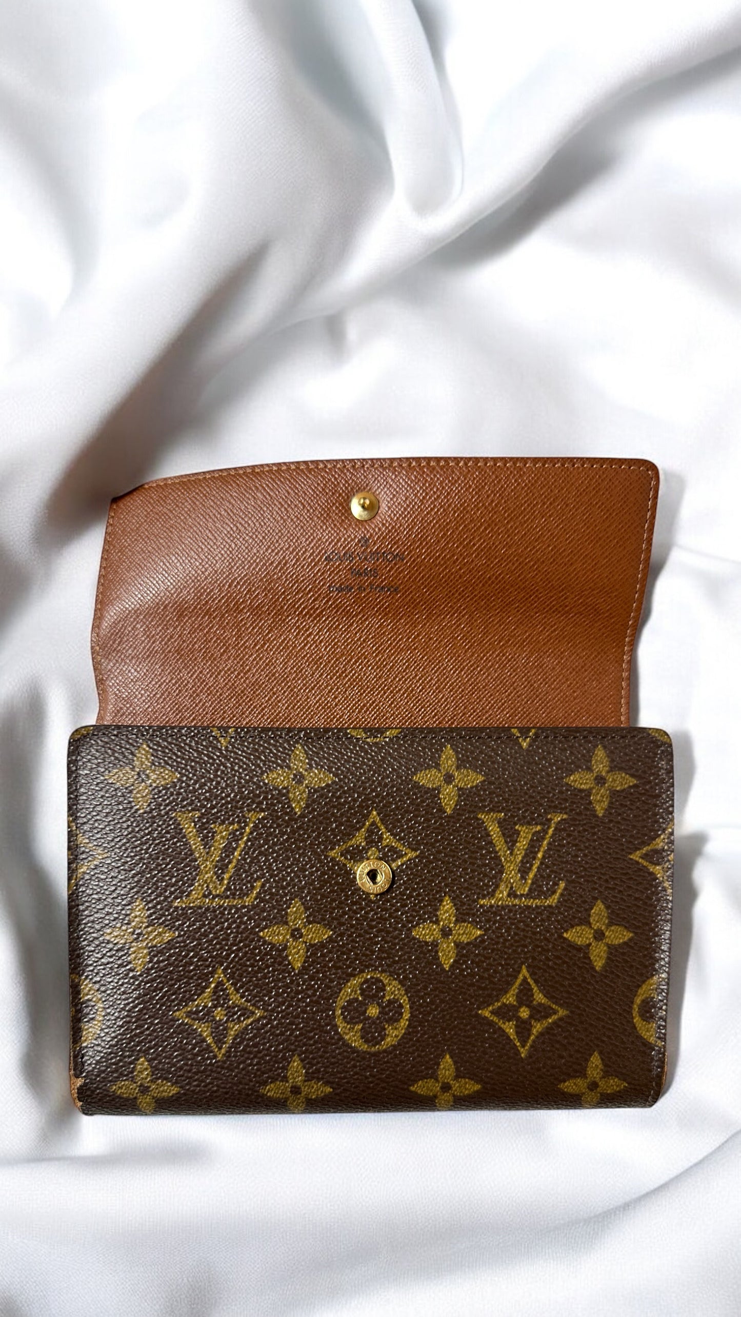 Louis Vuitton Monogram Porte Tresor Etui Papiers Trifold Wallet