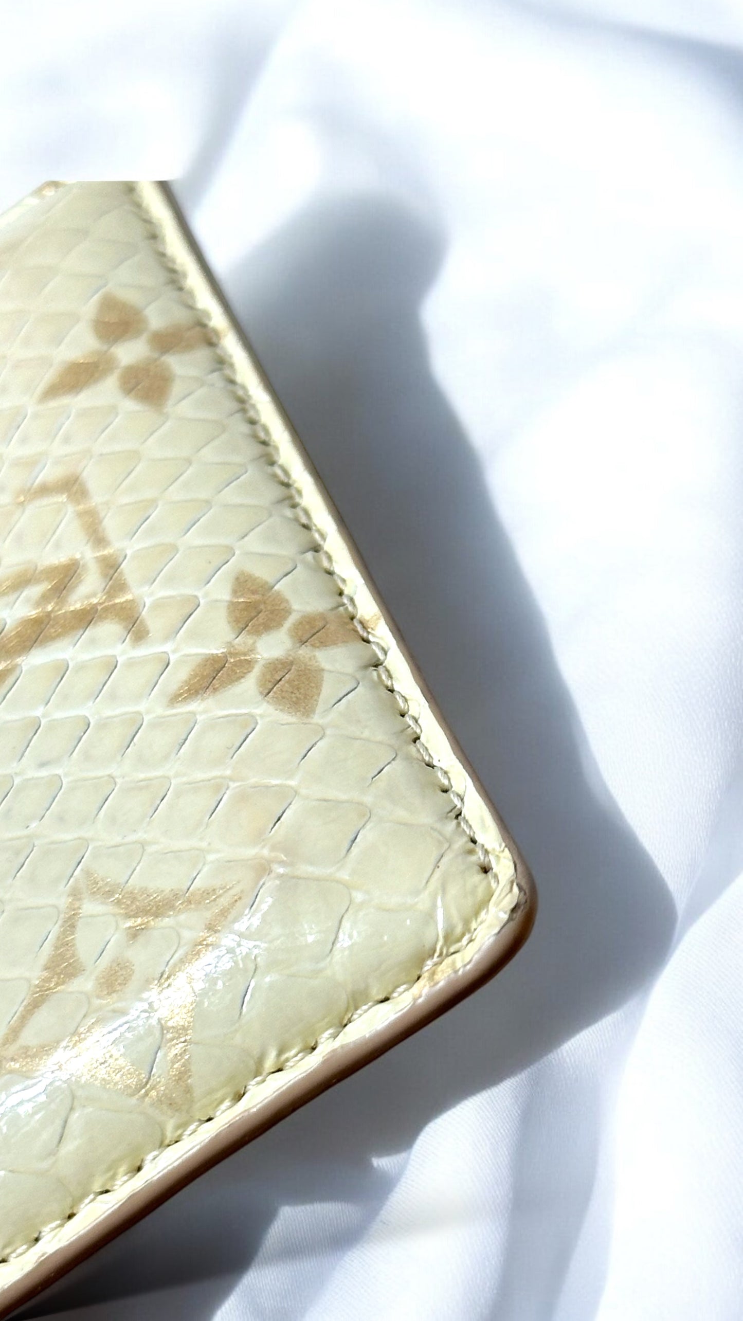 Rare Louis Vuitton Python Snakeskin Cardholder