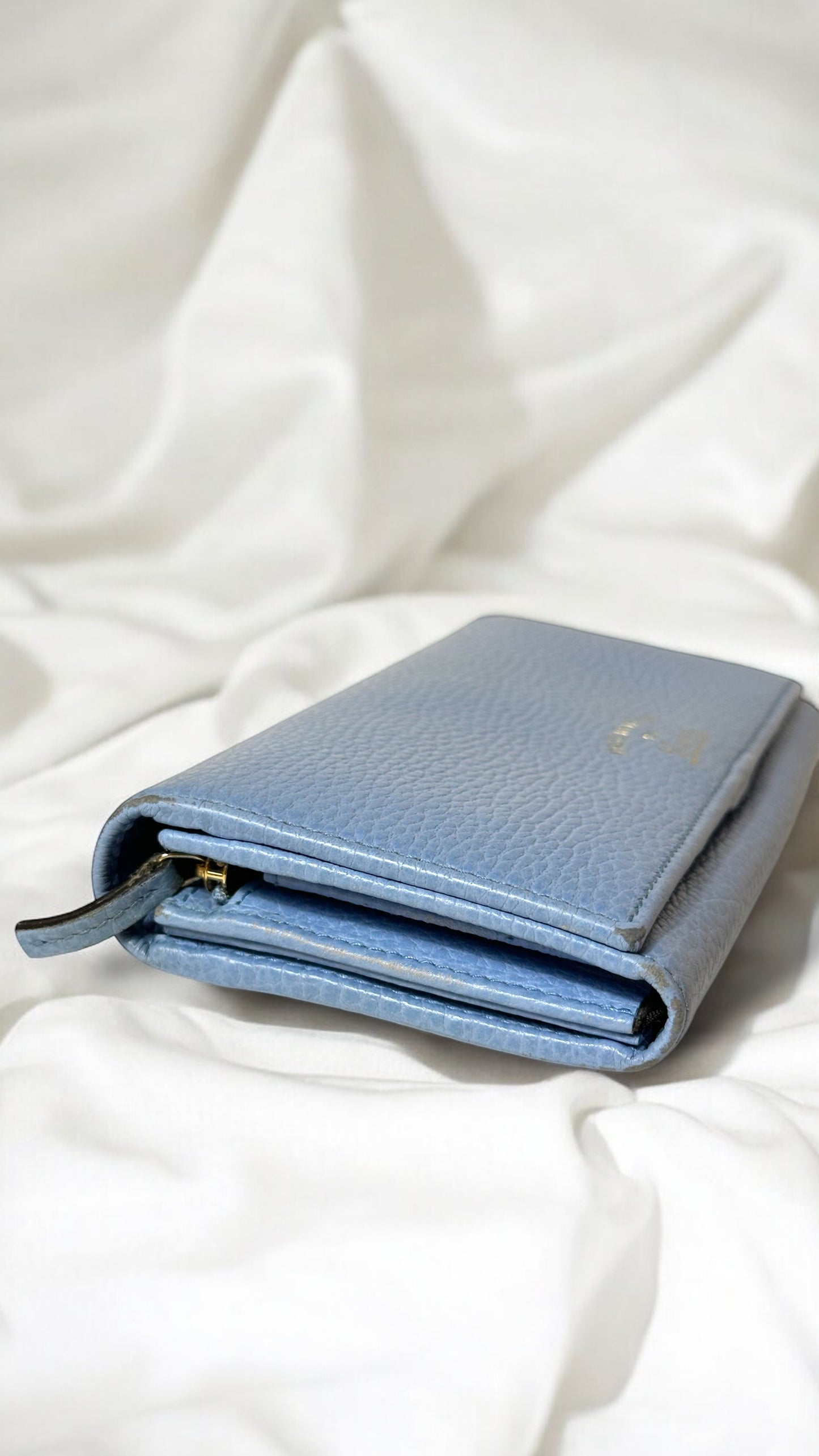 GUCCI Baby Blue Swing Long Bifold Wallet