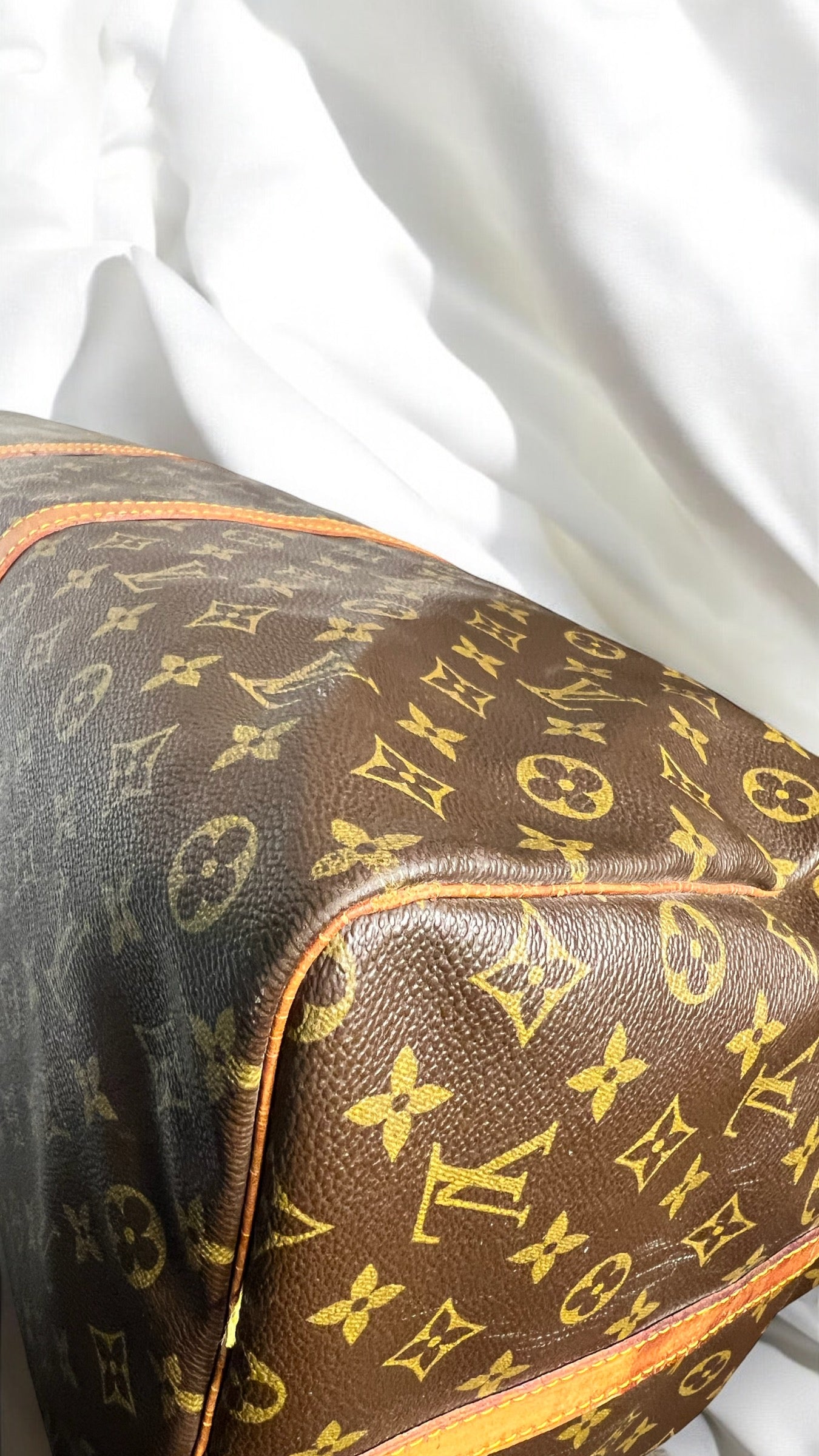 Louis Vuitton Monogram Keepall Bandouliere 60